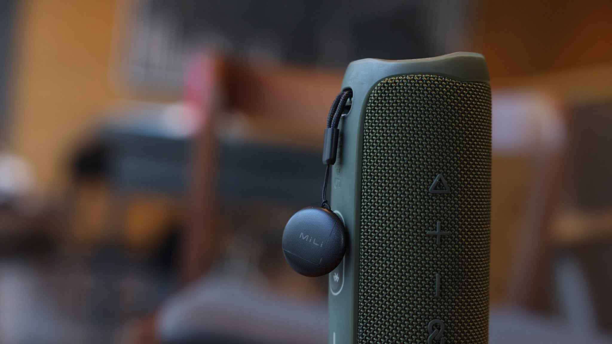 LiTag Go - Android Item Finder with Lanyard Works with Google's Find My Device